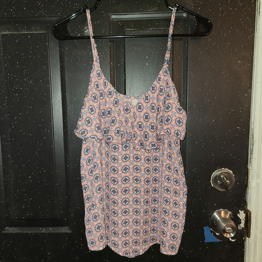 Cute ruffle tank top